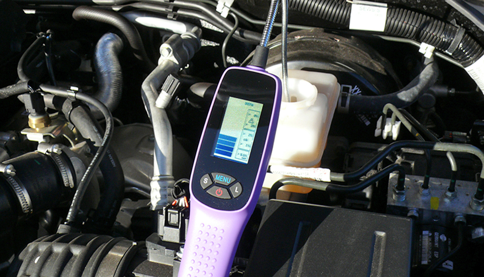 Brake fluid tester