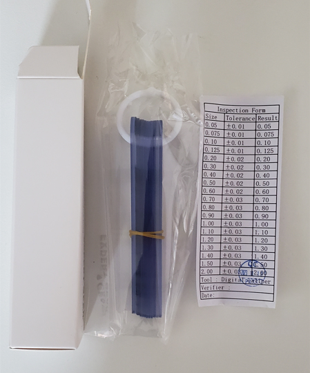 Feeler gauge (0.05 – 2 mm)