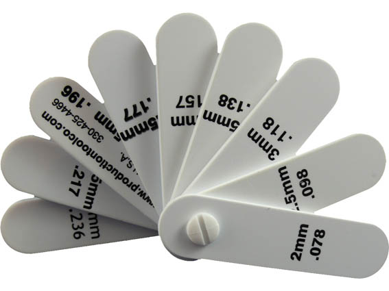 Feeler gauge (2 – 6 mm)